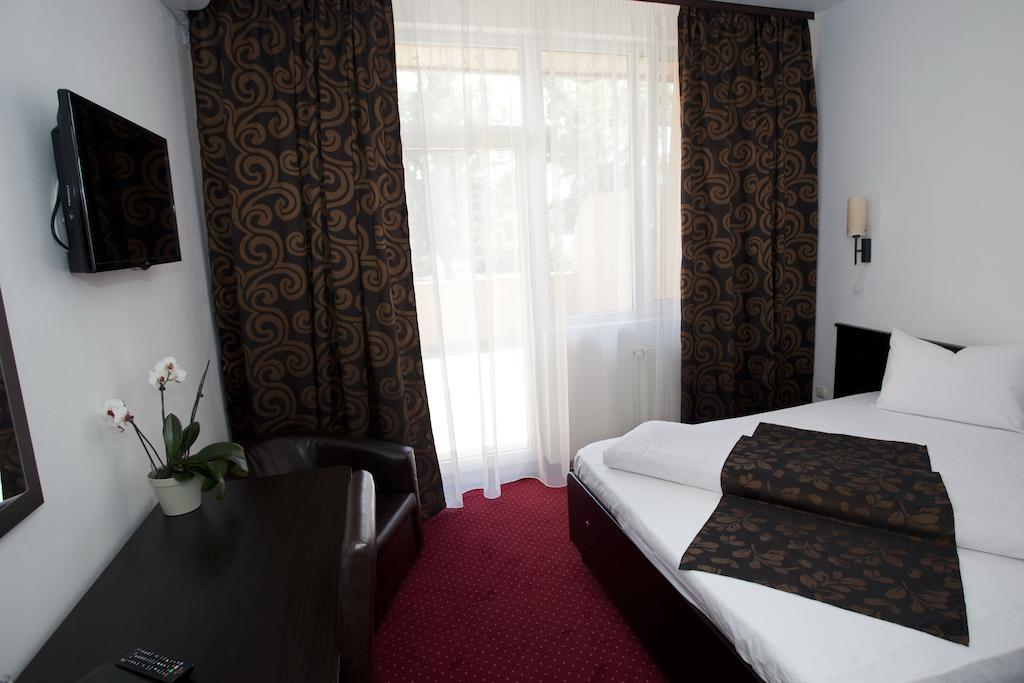 Hotel Terra Oradea Eksteriør bilde