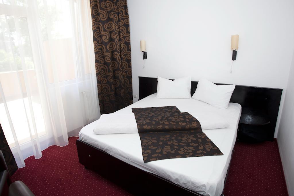 Hotel Terra Oradea Eksteriør bilde