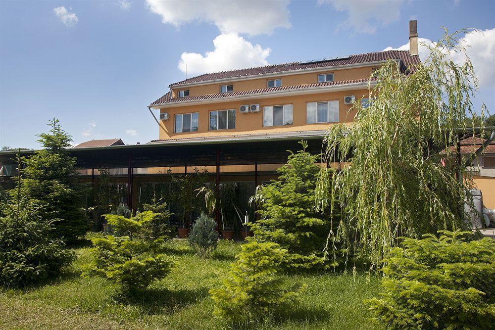 Hotel Terra Oradea Eksteriør bilde