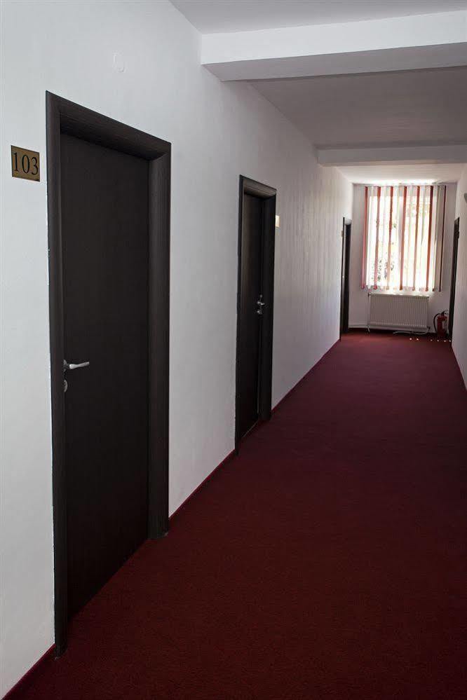 Hotel Terra Oradea Eksteriør bilde