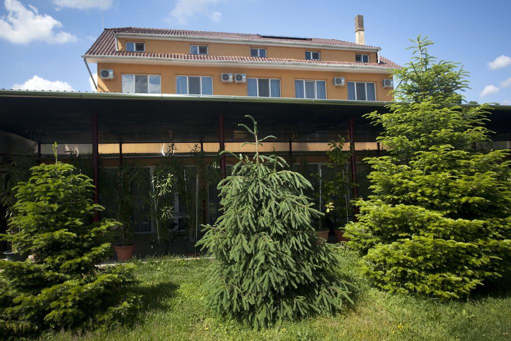 Hotel Terra Oradea Eksteriør bilde