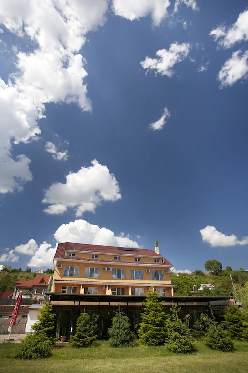 Hotel Terra Oradea Eksteriør bilde