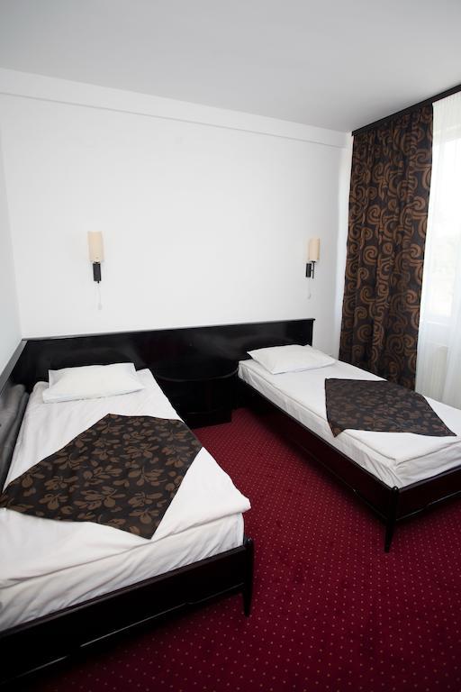 Hotel Terra Oradea Eksteriør bilde